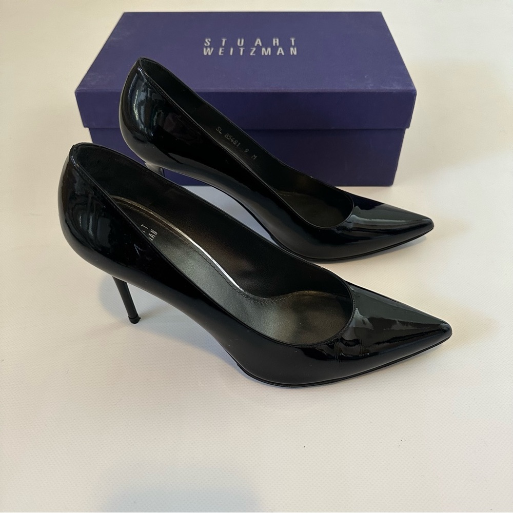 Stuart Weitzman Patent Leather pumps